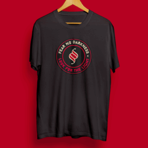 Remera Fear No Darkness - Topo Liso - XL